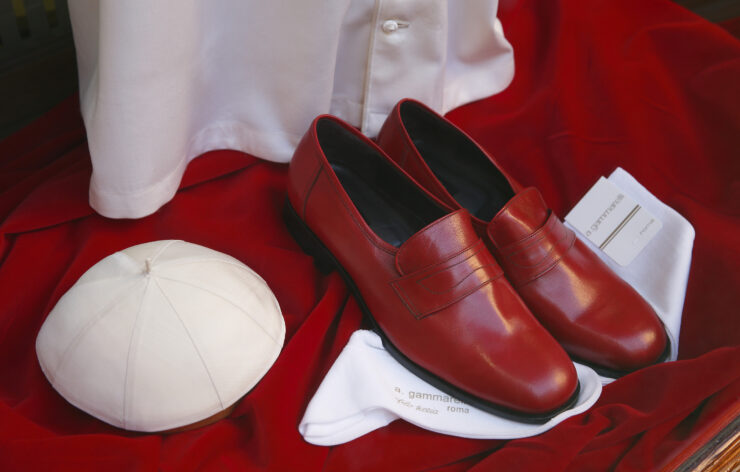 Why do popes wear red shoes? - Pope Web 